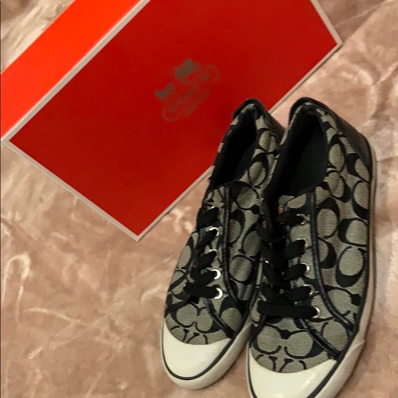 COACH. Signature Sneakers-SIZE 8 - Picture 6 of 8
